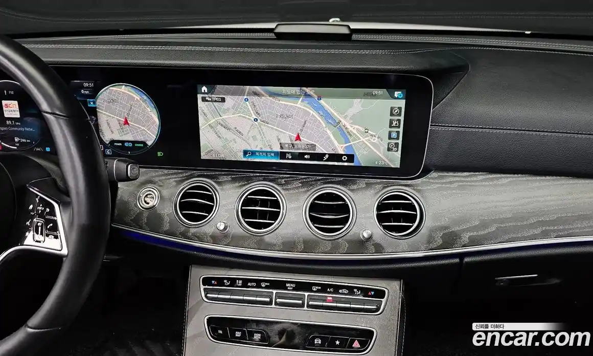 Mercedes-Benz E-Class 2023 2.0 автомат (гидро), фото 13