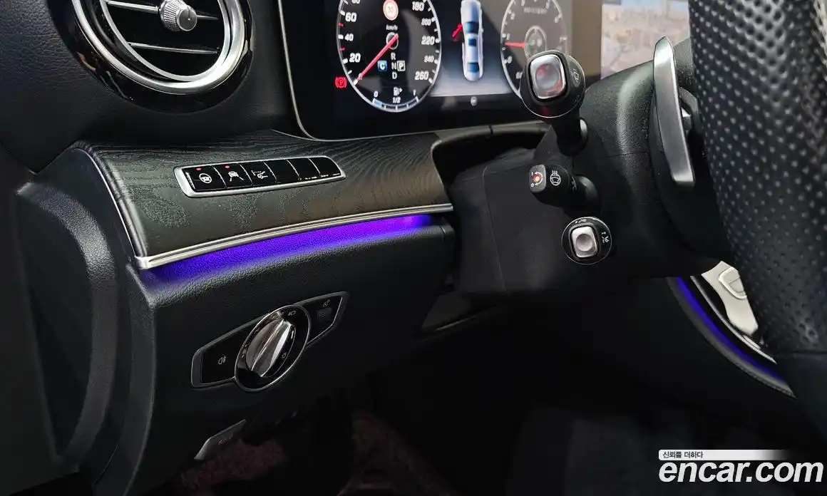 Mercedes-Benz E-Class 2017 2.0 автомат (гидро), фото 16