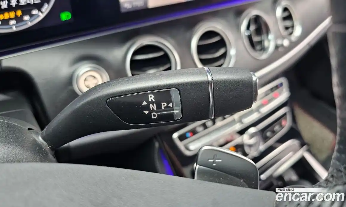Mercedes-Benz E-Class 2017 2.0 автомат (гидро), фото 9