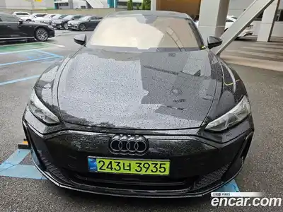 Audi e-tron GT, 2025, 5 000 км