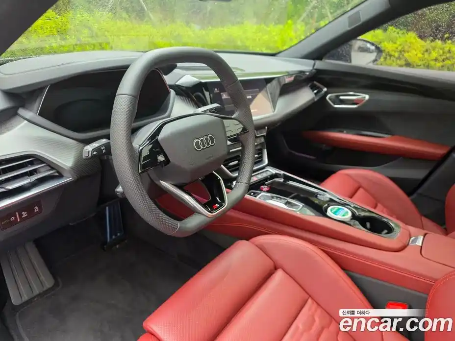 Audi e-tron GT 2025 автомат (гидро), фото 5