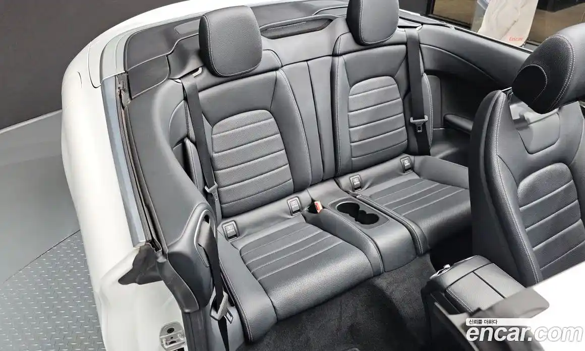 Mercedes-Benz C-Class 2017 2.0 гидро, фото 11 Mercedes-Benz C-Class 2017 2.0 гидро, фото 11