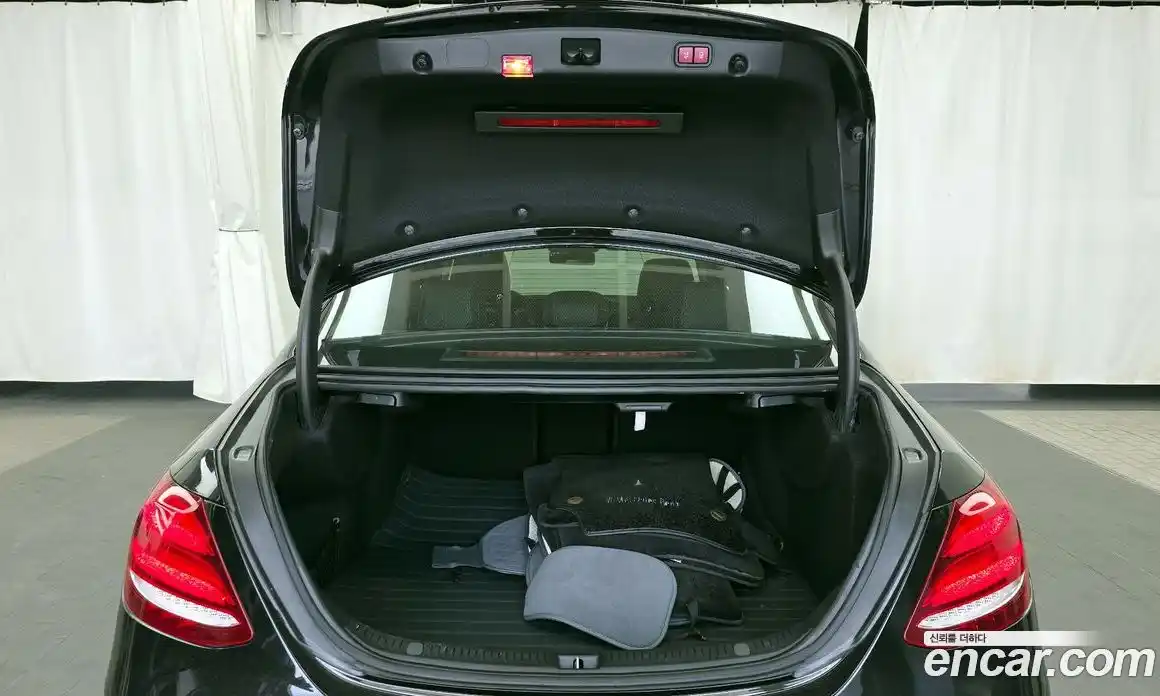 Mercedes-Benz E-Class 2018 3.0 автомат (гидро), фото 26