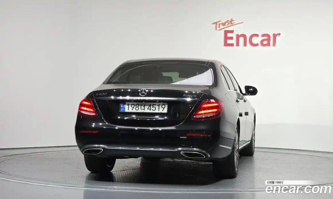 Mercedes-Benz E-Class 2018 3.0 автомат (гидро), фото 4