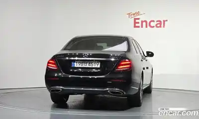 Mercedes-Benz E-Class 2018 3.0 автомат (гидро), миниатюра 4