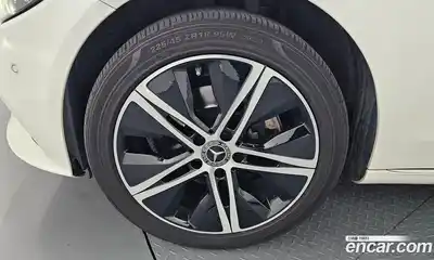 Mercedes-Benz C-Class 2020 1.9 гидро, миниатюра 5 Mercedes-Benz C-Class 2020 1.9 гидро, миниатюра 5
