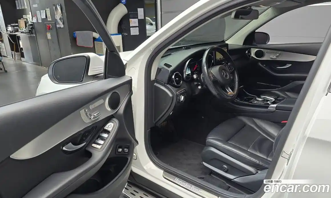 Mercedes-Benz GLC-Class 2019 2.0 гидро, фото 13 Mercedes-Benz GLC-Class 2019 2.0 гидро, фото 13