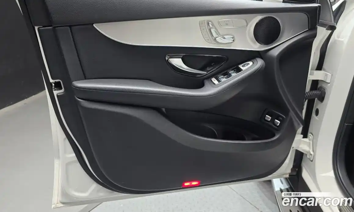 Mercedes-Benz GLC-Class 2019 2.0 гидро, фото 14 Mercedes-Benz GLC-Class 2019 2.0 гидро, фото 14