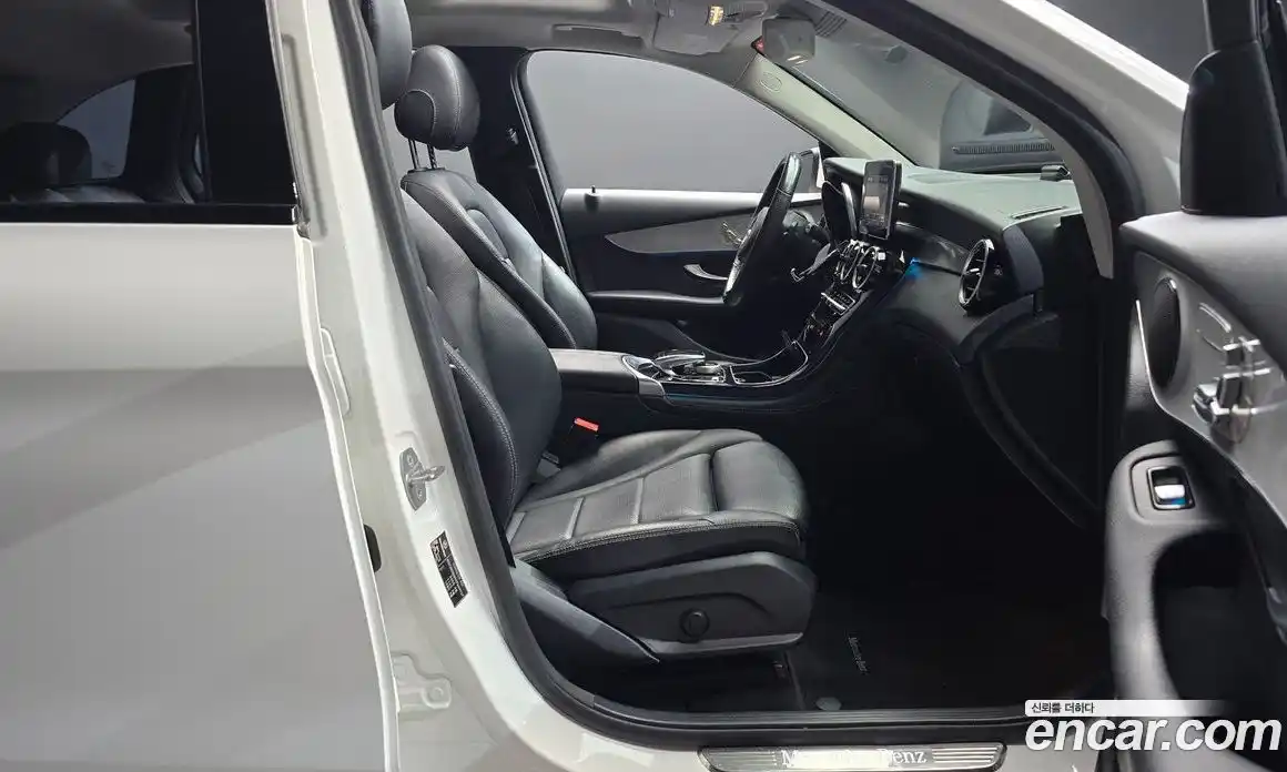Mercedes-Benz GLC-Class 2019 2.0 гидро, фото 16 Mercedes-Benz GLC-Class 2019 2.0 гидро, фото 16