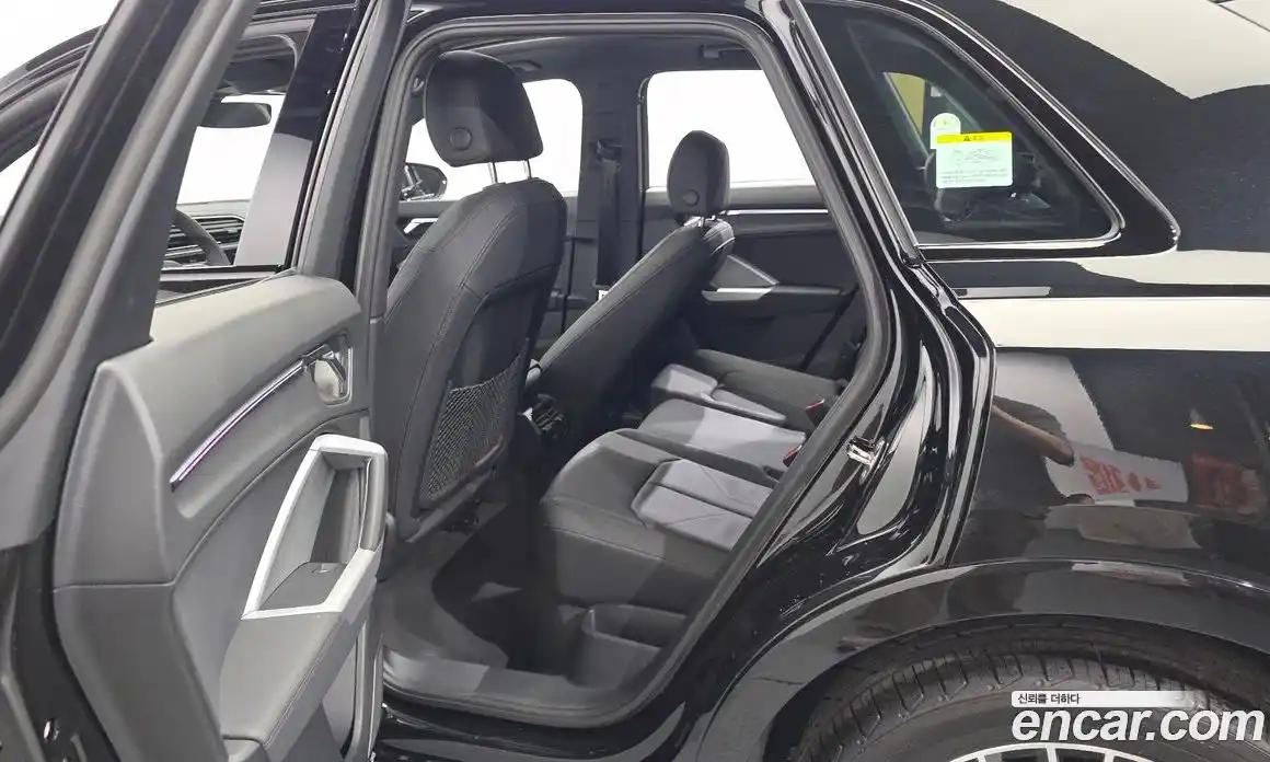Audi Q3 2025 2.0 автомат (гидро), фото 11