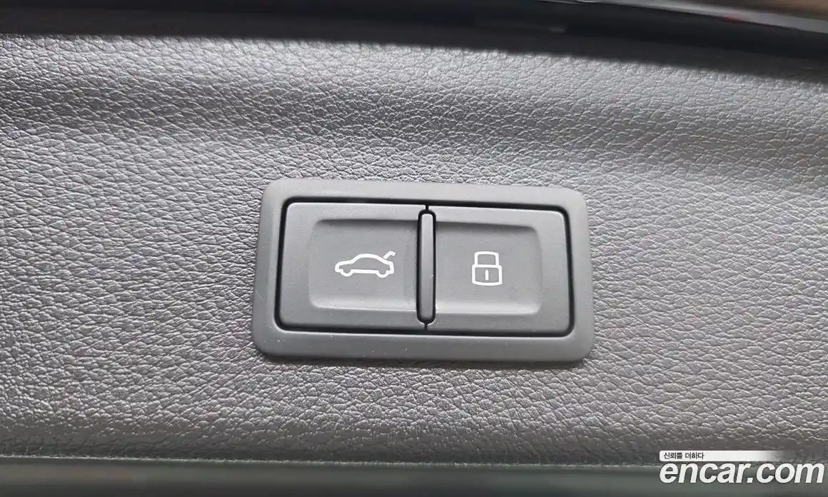 Audi Q3 2025 2.0 автомат (гидро), фото 18