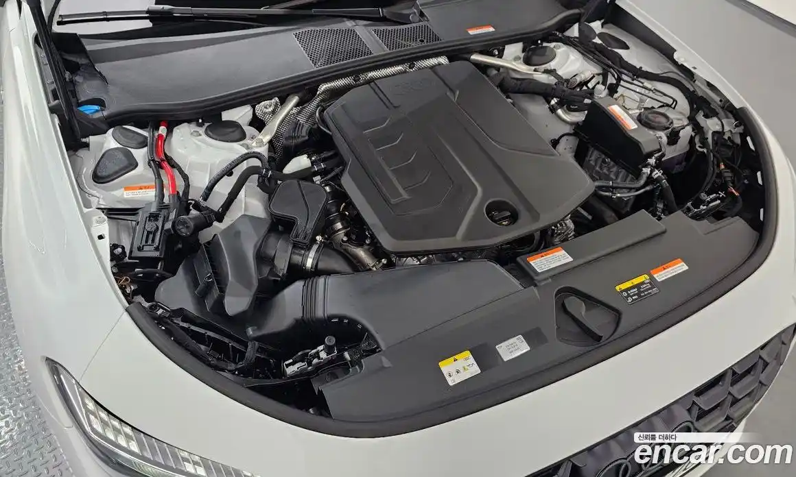 Audi A5 2025 2.0 автомат (гидро), фото 6