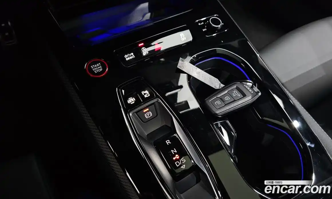 Audi A5 2025 2.0 автомат (гидро), фото 9