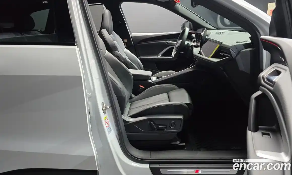 Audi Q5 2025 2.0 автомат (гидро), фото 16