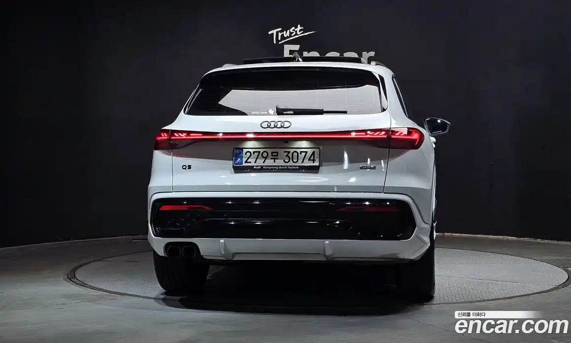 Audi Q5 2025 2.0 автомат (гидро), фото 4