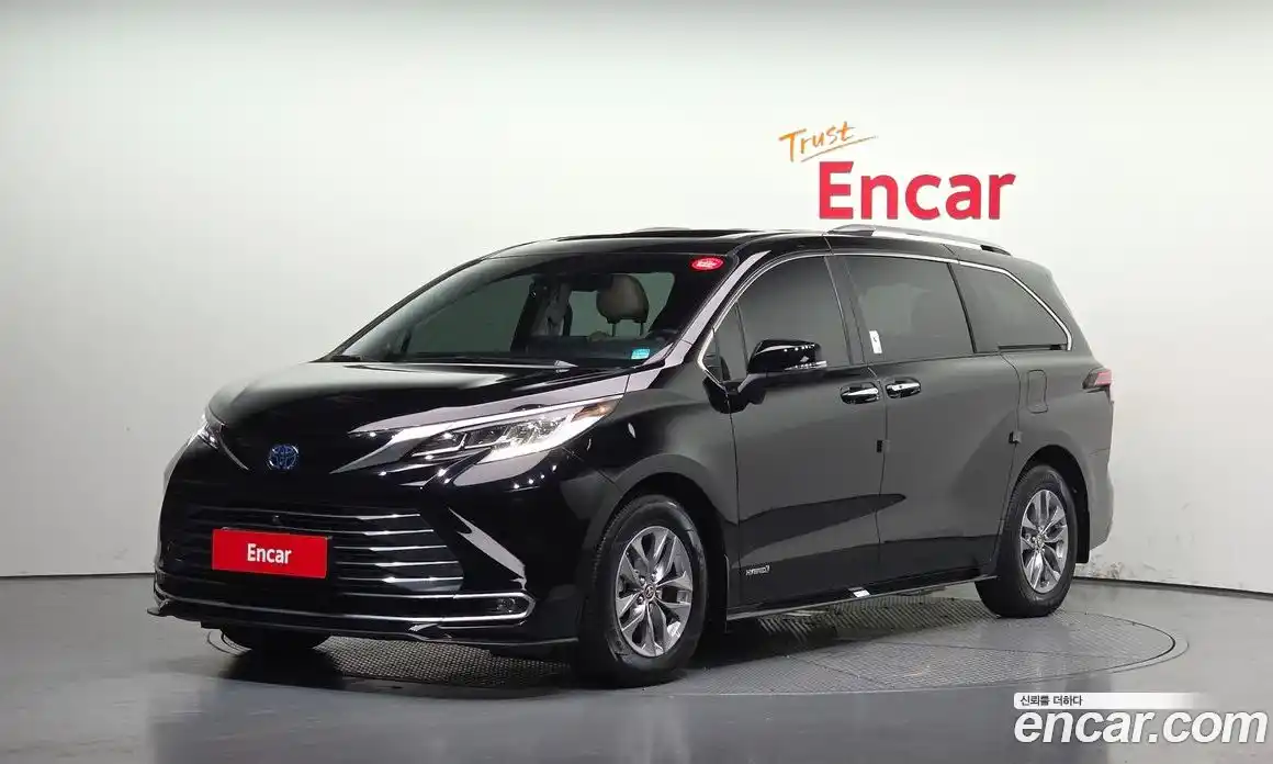 Toyota Sienna 2021 2.5 автомат (гидро), фото 1 Toyota Sienna 2021 2.5 автомат (гидро), фото 1