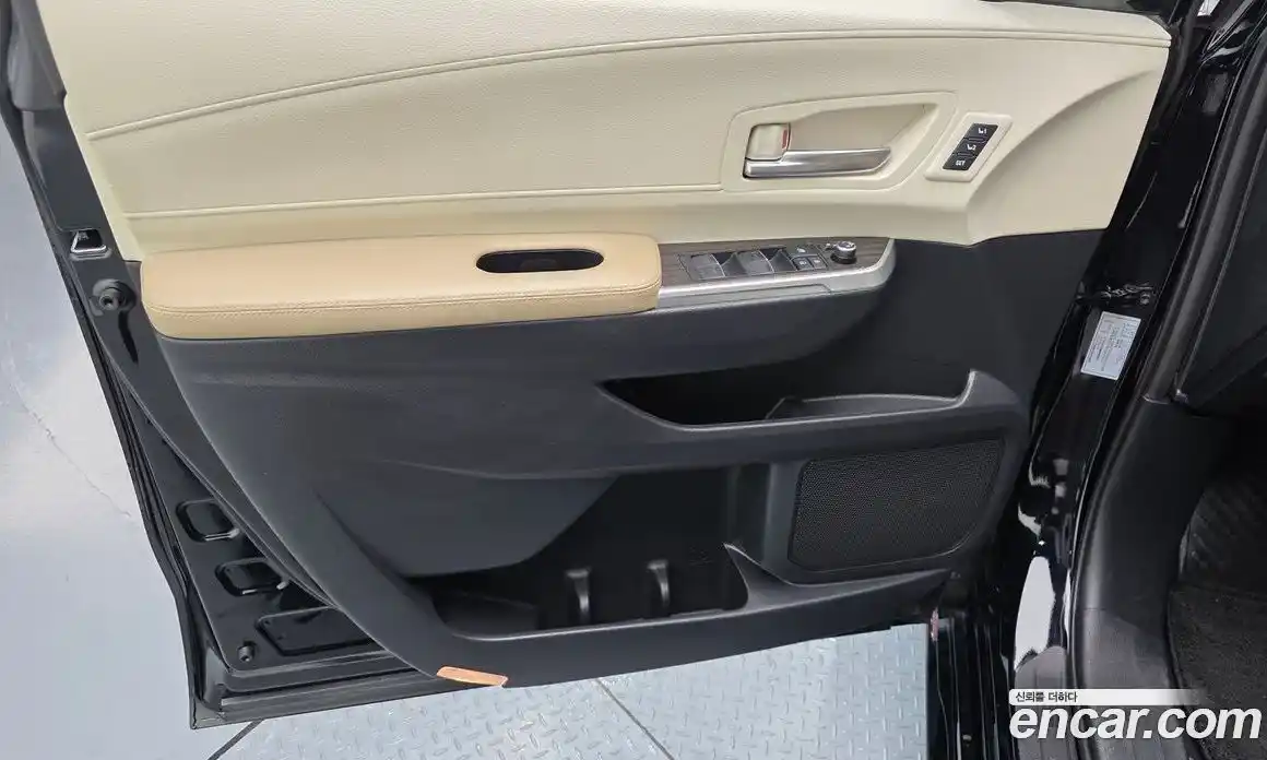 Toyota Sienna 2021 2.5 автомат (гидро), фото 14 Toyota Sienna 2021 2.5 автомат (гидро), фото 14