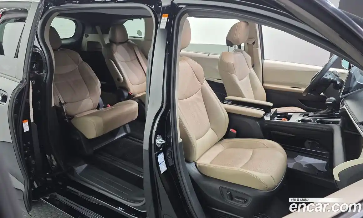Toyota Sienna 2021 2.5 автомат (гидро), фото 18 Toyota Sienna 2021 2.5 автомат (гидро), фото 18
