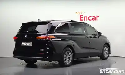 Toyota Sienna 2021 2.5 автомат (гидро), миниатюра 2 Toyota Sienna 2021 2.5 автомат (гидро), миниатюра 2