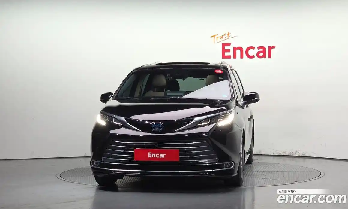 Toyota Sienna 2021 2.5 автомат (гидро), фото 3 Toyota Sienna 2021 2.5 автомат (гидро), фото 3