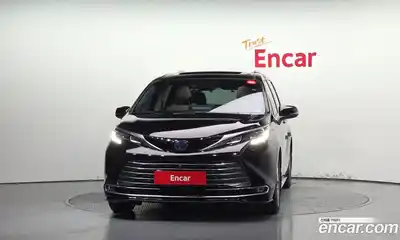 Toyota Sienna 2021 2.5 автомат (гидро), миниатюра 3 Toyota Sienna 2021 2.5 автомат (гидро), миниатюра 3