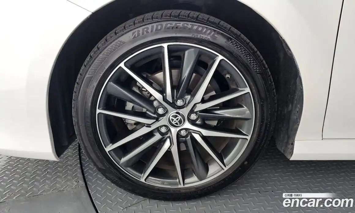 Toyota Camry 2024 2.5 автомат (гидро), фото 5 Toyota Camry 2024 2.5 автомат (гидро), фото 5