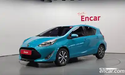 Toyota Prius 2018 1.5 автомат (гидро), миниатюра 1 Toyota Prius 2018 1.5 автомат (гидро), миниатюра 1