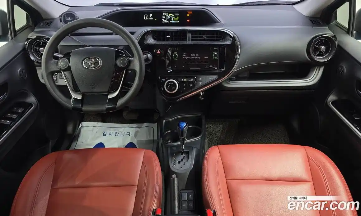 Toyota Prius 2018 1.5 автомат (гидро), фото 7 Toyota Prius 2018 1.5 автомат (гидро), фото 7