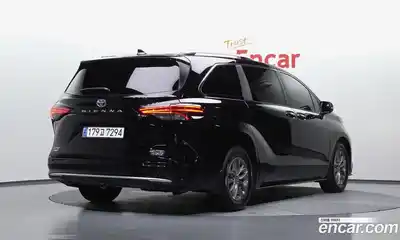 Toyota Sienna 2023 2.5 автомат (гидро), миниатюра 2 Toyota Sienna 2023 2.5 автомат (гидро), миниатюра 2