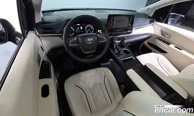 Toyota Sienna 2023 2.5 автомат (гидро), миниатюра 7 Toyota Sienna 2023 2.5 автомат (гидро), миниатюра 7