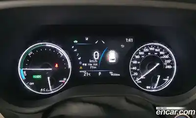 Toyota Sienna 2023 2.5 автомат (гидро), миниатюра 8 Toyota Sienna 2023 2.5 автомат (гидро), миниатюра 8