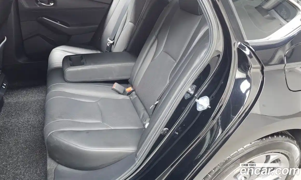 Honda Accord 2024 1.5 автомат (гидро), фото 23