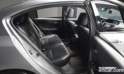 Honda Accord 2017 2.0 автомат (гидро), миниатюра 11