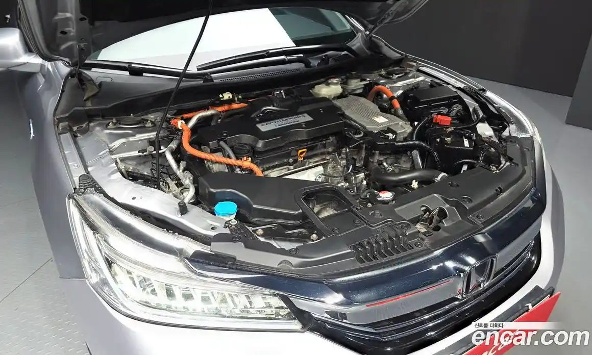 Honda Accord 2017 2.0 автомат (гидро), фото 6