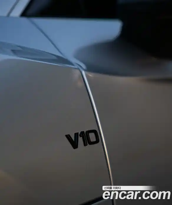 Audi R8 2017 5.2 автомат (гидро), фото 5