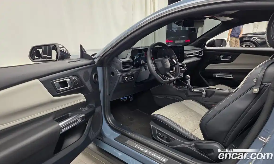 Ford Mustang 2024 5.0 автомат (гидро), фото 13