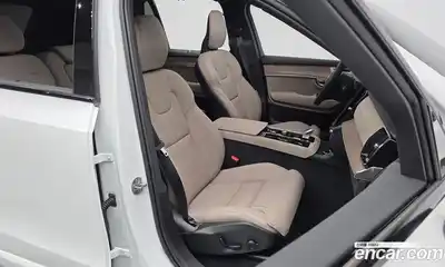 Volvo XC90 2026 2.0 автомат (гидро), миниатюра 12