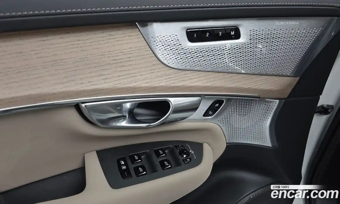 Volvo XC90 2026 2.0 автомат (гидро), фото 14