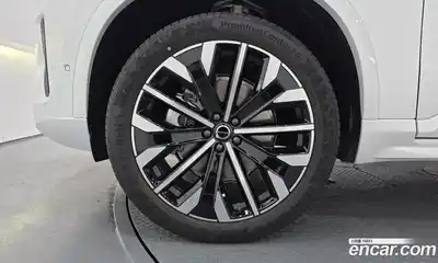 Volvo XC90 2026 2.0 автомат (гидро), миниатюра 5