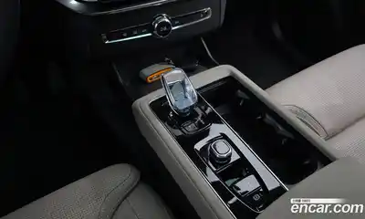 Volvo XC90 2026 2.0 автомат (гидро), миниатюра 9