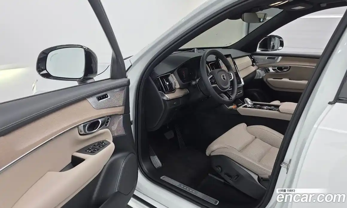 Volvo XC90 2026 2.0 автомат (гидро), фото 10
