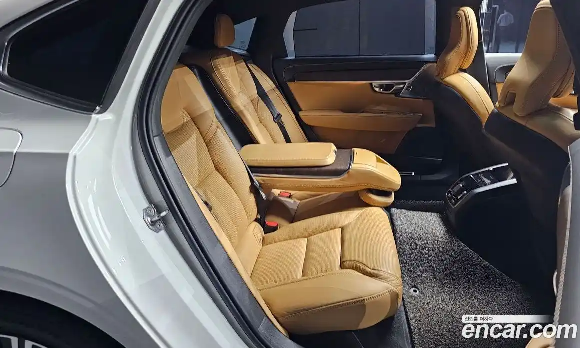 Volvo S90 2021 2.0 автомат (гидро), фото 17