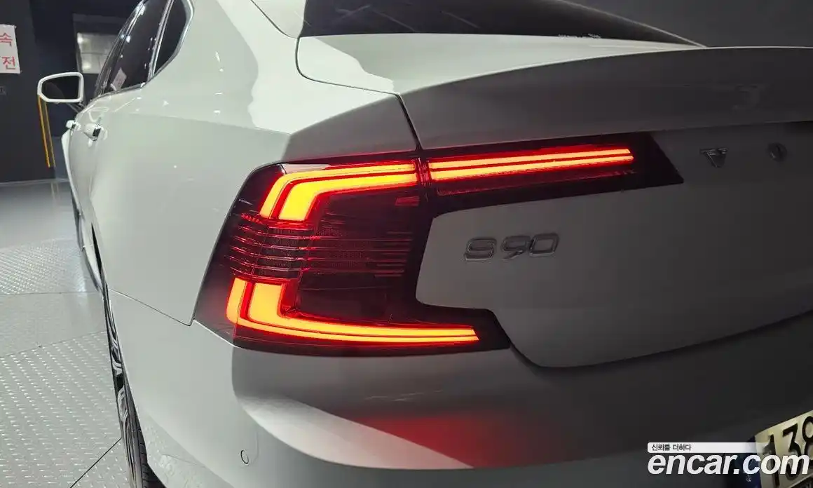 Volvo S90 2021 2.0 автомат (гидро), фото 8