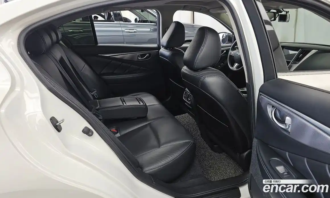 Infiniti Q50 2016 2.1 автомат (гидро), фото 12 Infiniti Q50 2016 2.1 автомат (гидро), фото 12