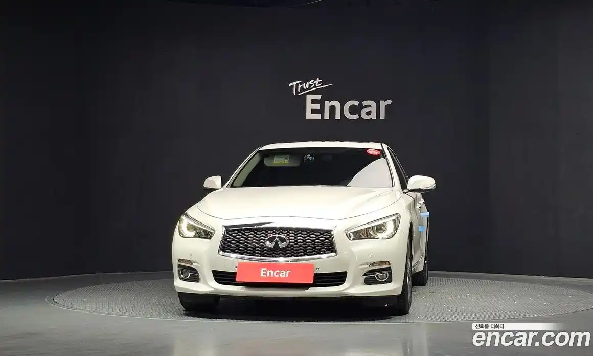 Infiniti Q50 2016 2.1 автомат (гидро), фото 3 Infiniti Q50 2016 2.1 автомат (гидро), фото 3