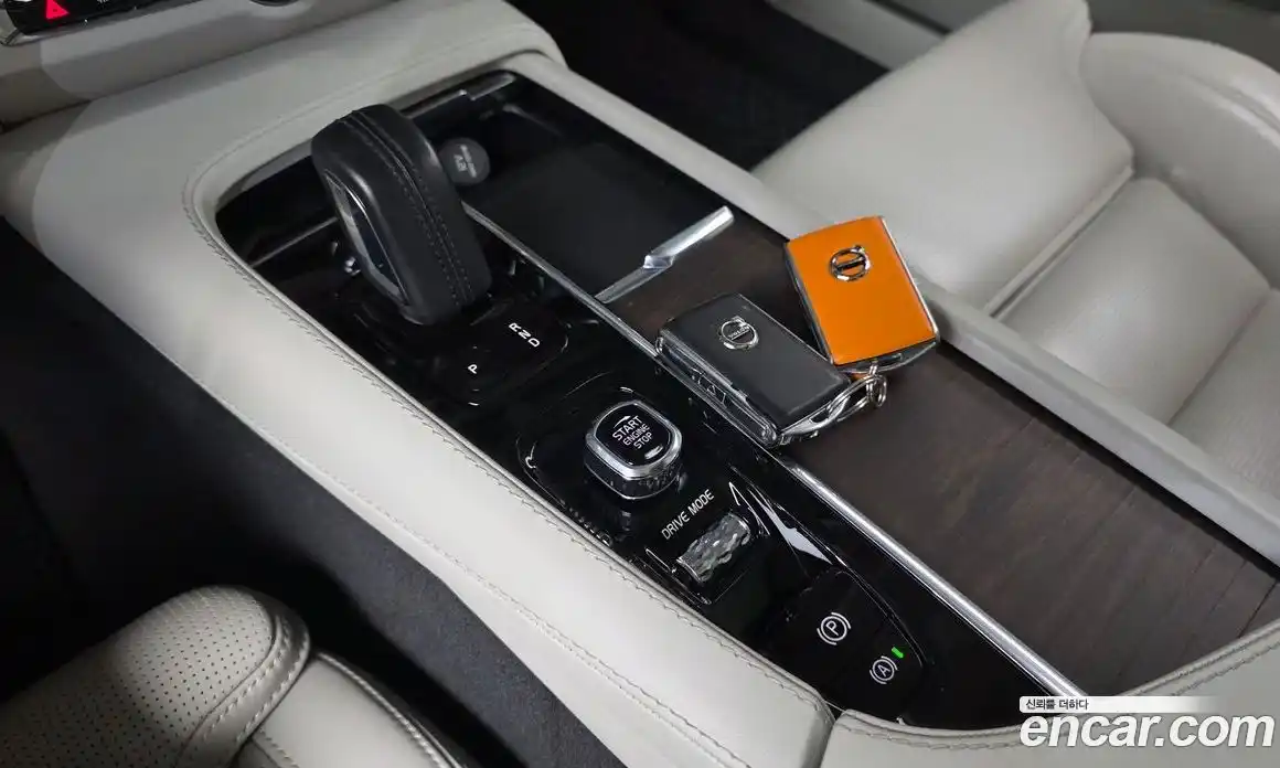 Volvo V90 2021 2.0 автомат (гидро), фото 12