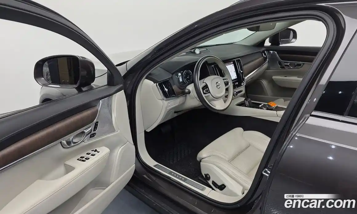 Volvo V90 2021 2.0 автомат (гидро), фото 13