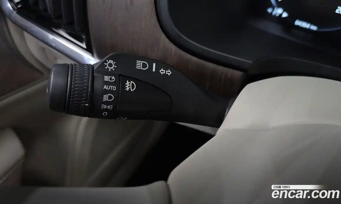 Volvo V90 2021 2.0 автомат (гидро), фото 31
