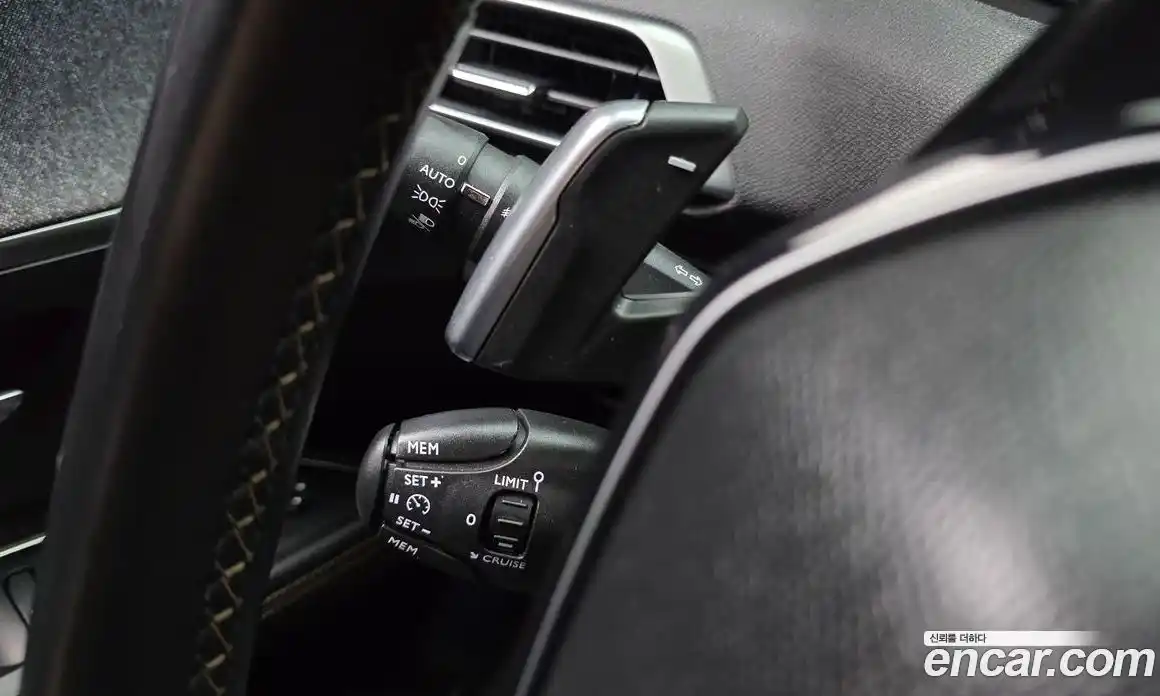 Peugeot 5008 2018 1.6 автомат (гидро), фото 19