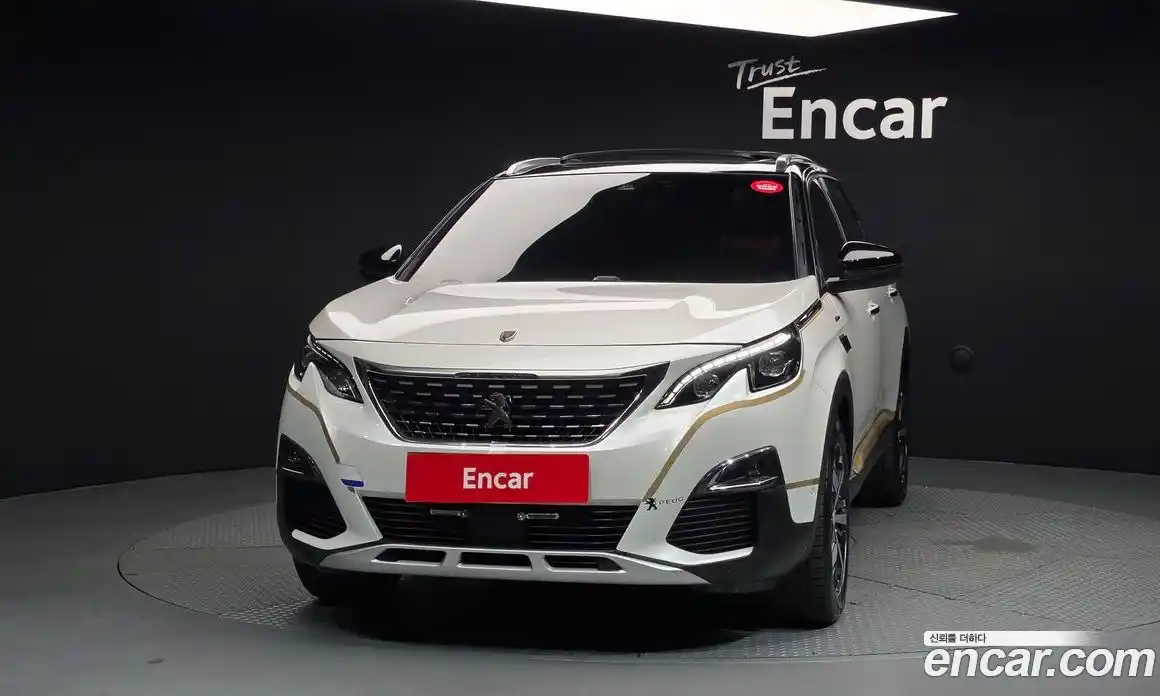 Peugeot 5008 2018 1.6 автомат (гидро), фото 3